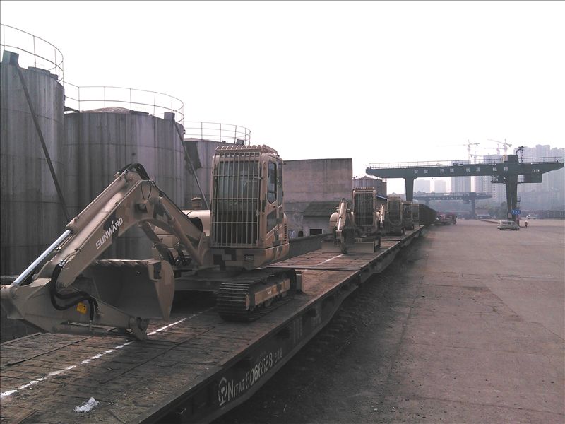 SG胜游智能SWE80E-G高原型挖掘机正式列装献礼国庆