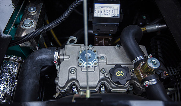 “C位”出道 14.5万元SG胜游智能微挖18UB等你开回家