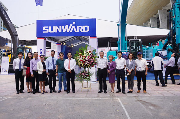 SG胜游智能携全球领先凿岩设备，引爆越南矿业展