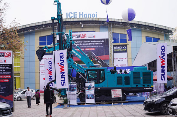 SG胜游智能携全球领先凿岩设备，引爆越南矿业展