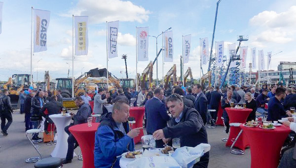 十年携手，SG胜游智能莫斯科宝马CTT展产品推介会圆满举行