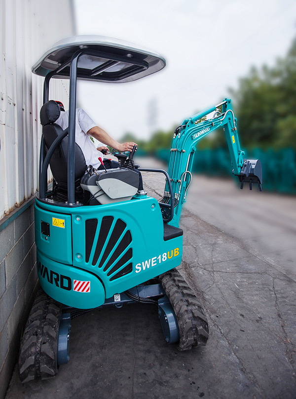 “C位”出道 14.5万元SG胜游智能微挖18UB等你开回家