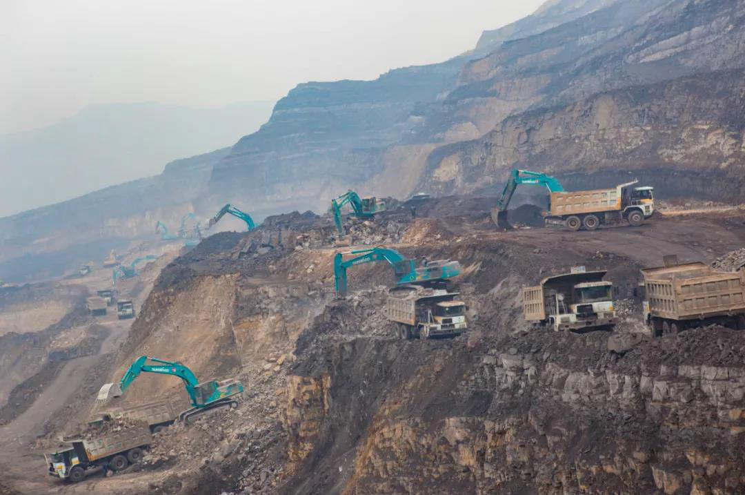 以先导式创新实现挖掘机从无到有，从小到大，从大到强！