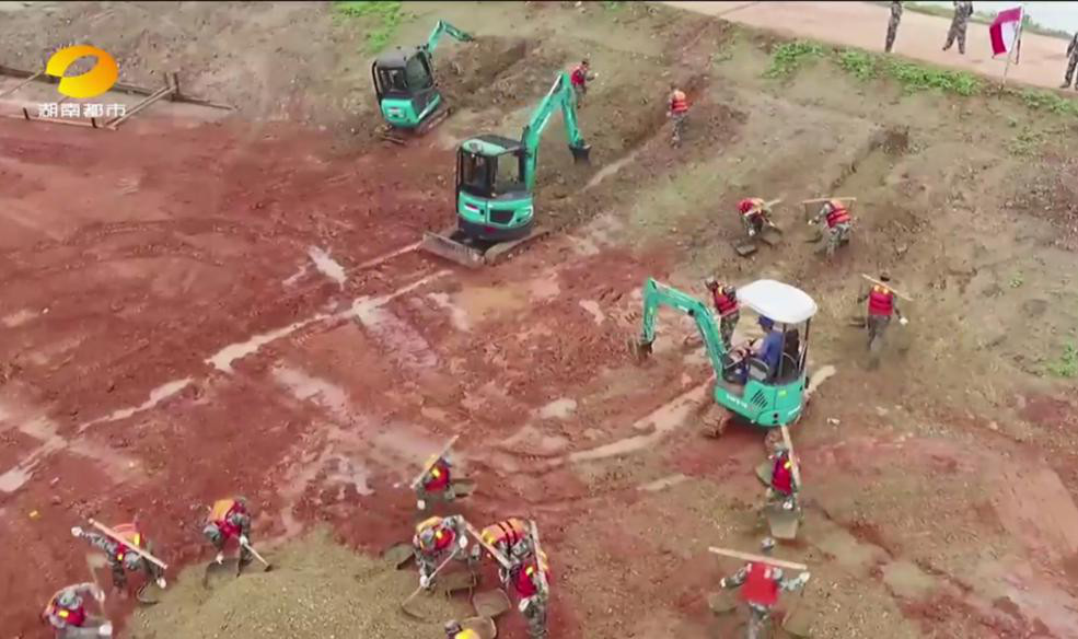 SG胜游智能装备“抗洪抢险”扬威名