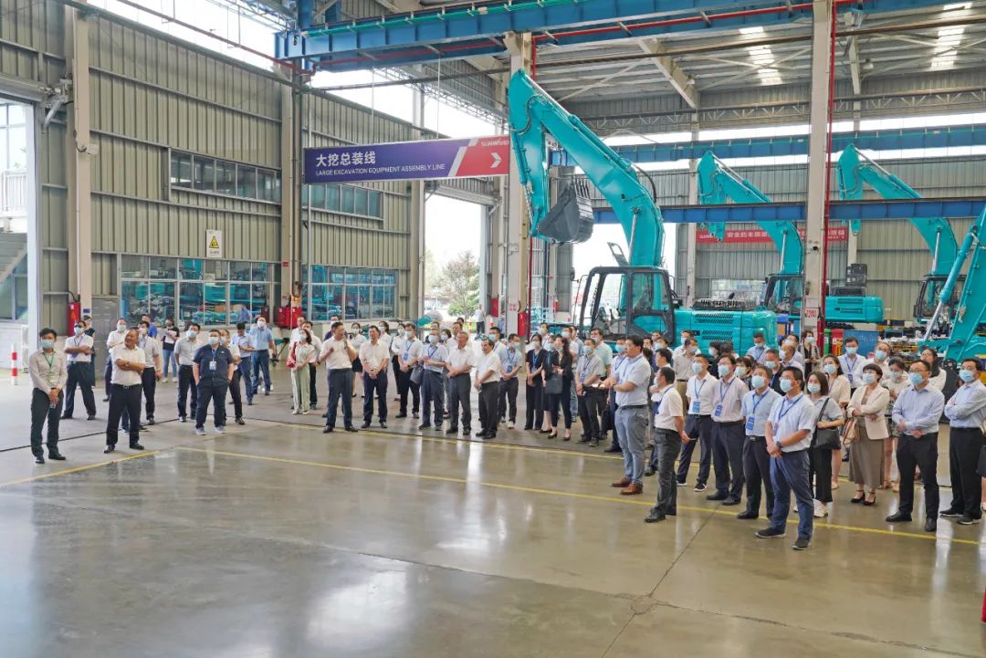 全国战略性新兴产业集群建设考察团调研SG胜游智能