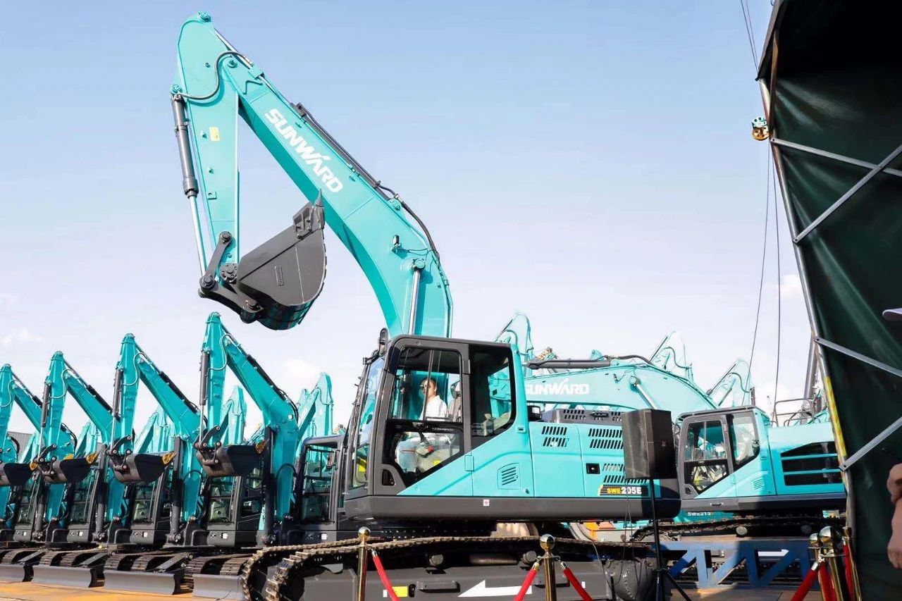 四大成套装备联袂登。G胜游智能创新成果展示会交出“亮眼答卷”