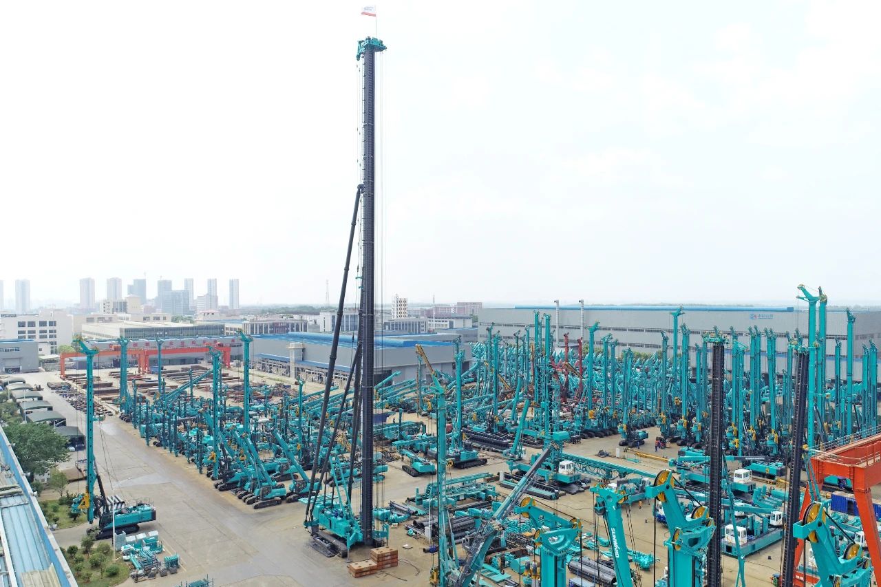 四大成套装备联袂登。G胜游智能创新成果展示会交出“亮眼答卷”