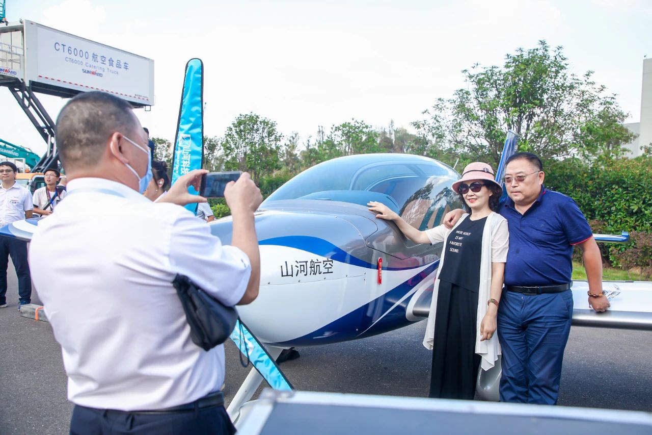 逛展超热闹！SG胜游智能成果展示会高能名场面来袭