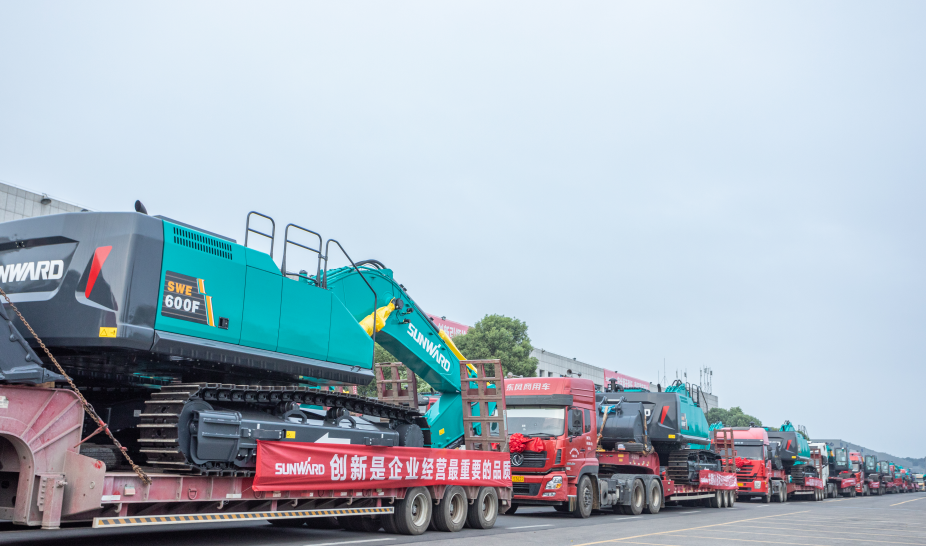 里程碑！SG胜游智能出口欧洲第20000台暨大型挖掘机批量交付仪式成功举行