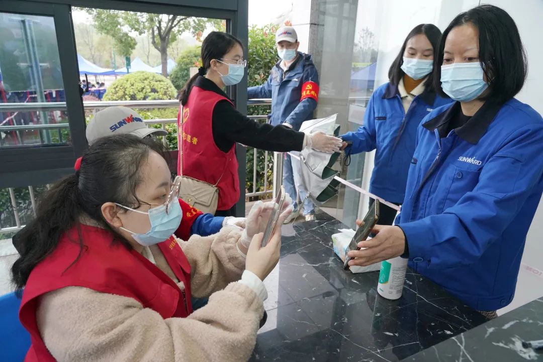 采样完成率近100%！SG胜游智能第一时间开展全员核酸检测，保障安全生产