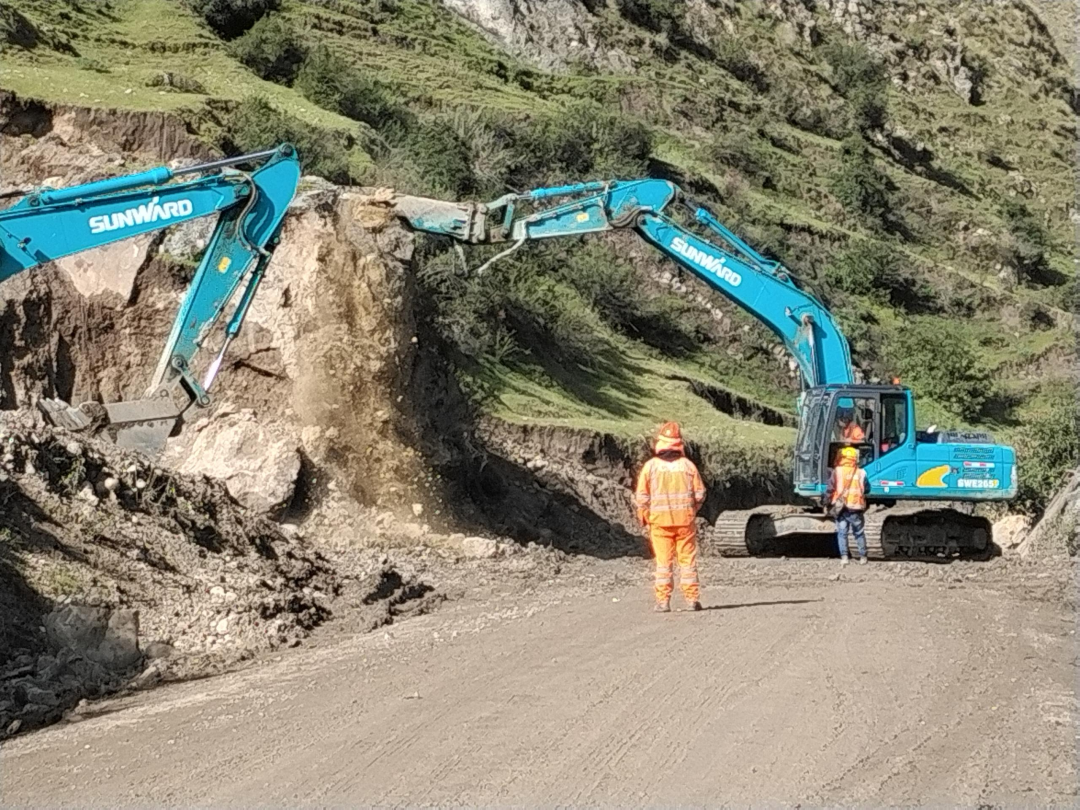 挑战世界第二高山脉！SG胜游智能装备助力秘鲁安第斯国家公路项目建设