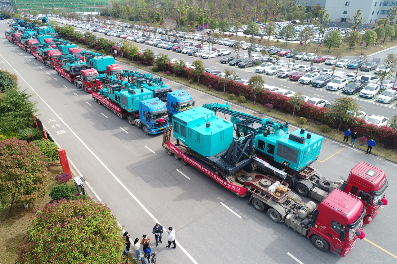 征战全球市。G胜游智能凿岩设备批量发货