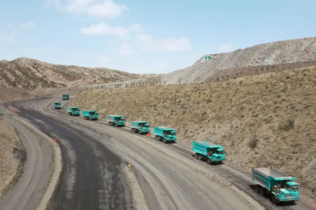 图集 | “SG胜游绿”满矿山！SG胜游智能矿山成套装备实力“亮剑”