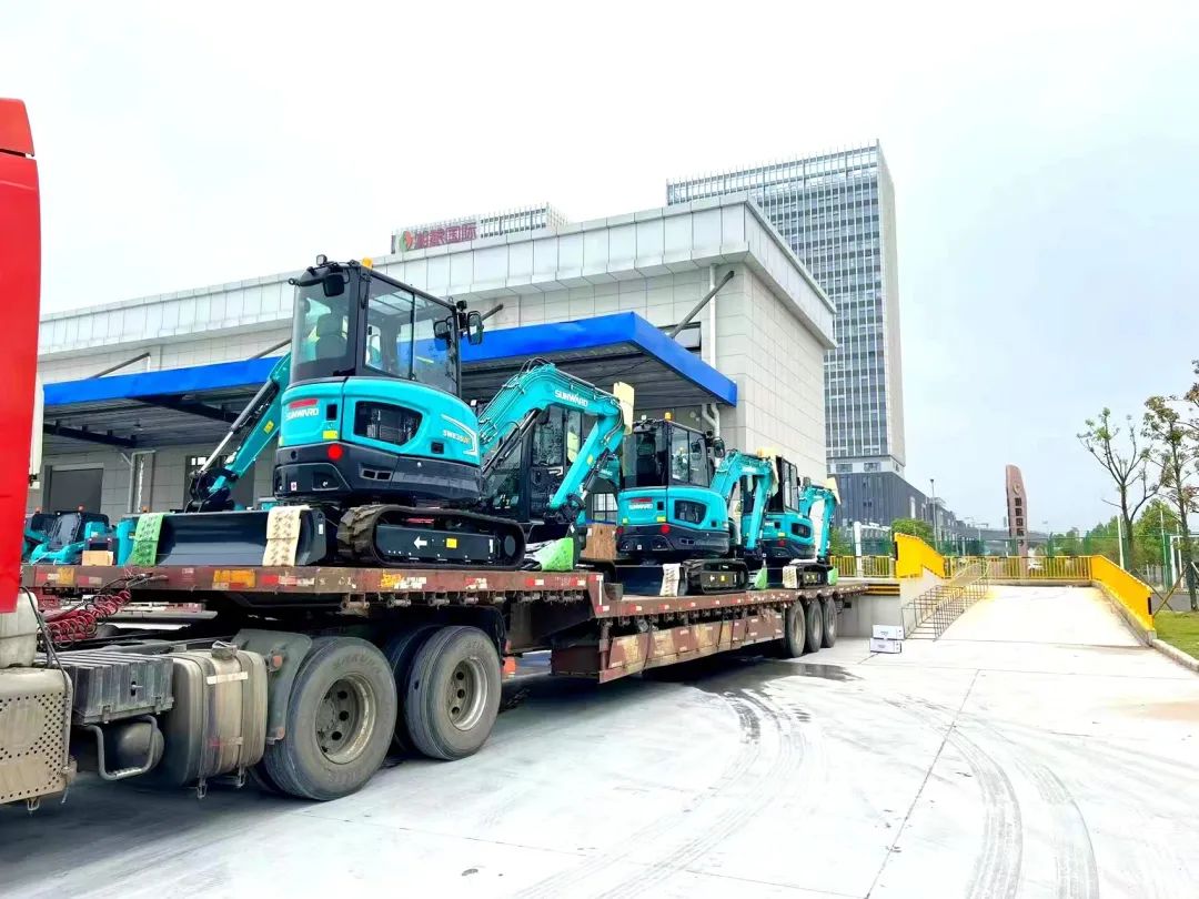 持续进军国际市。≈信钒嗔校ǔど常㏒G胜游智能专列成功首发