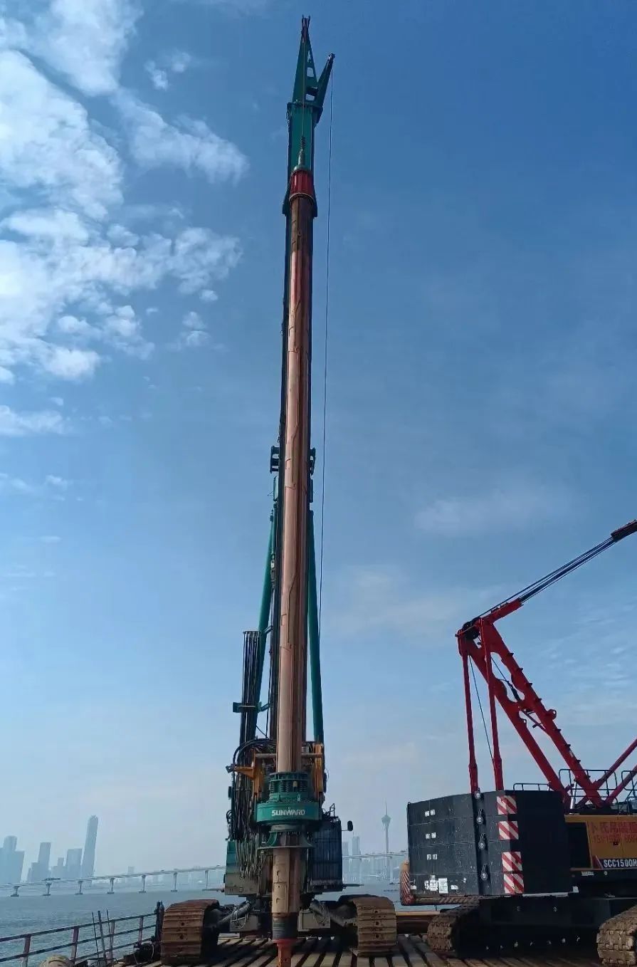 乘风破浪的旋挖钻机！SG胜游智能助建澳氹第四跨海大桥