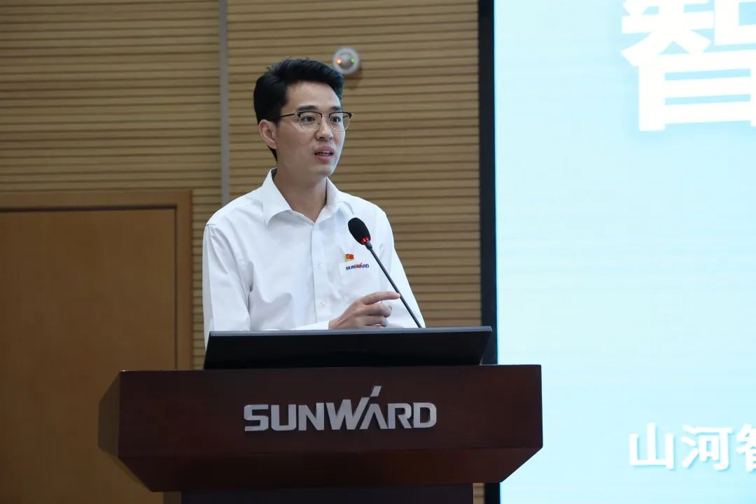 创新引领，智造未来！“2022院士专家长沙行”高端装备高质量发展研讨会隆重举行