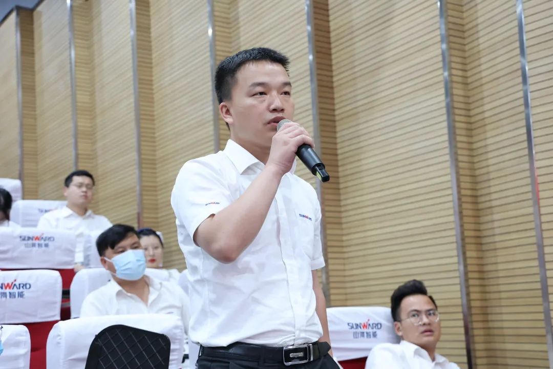 创新引领，智造未来！“2022院士专家长沙行”高端装备高质量发展研讨会隆重举行