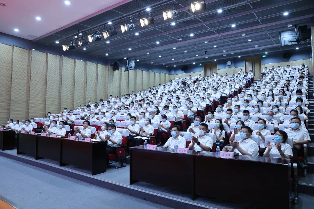 凝心聚力奋力拼搏，向高质量发展交出精彩答卷！SG胜游智能召开全体干部大会