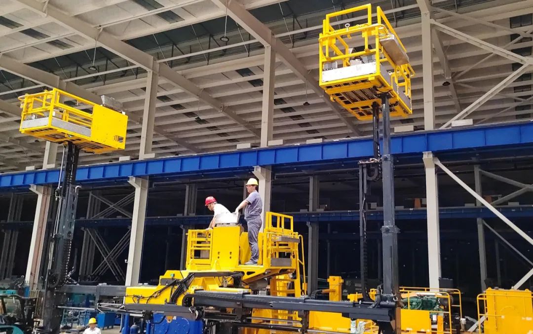 为铁路运输保驾护航！SG胜游智能自主研制首套三平台作业装置成功交付