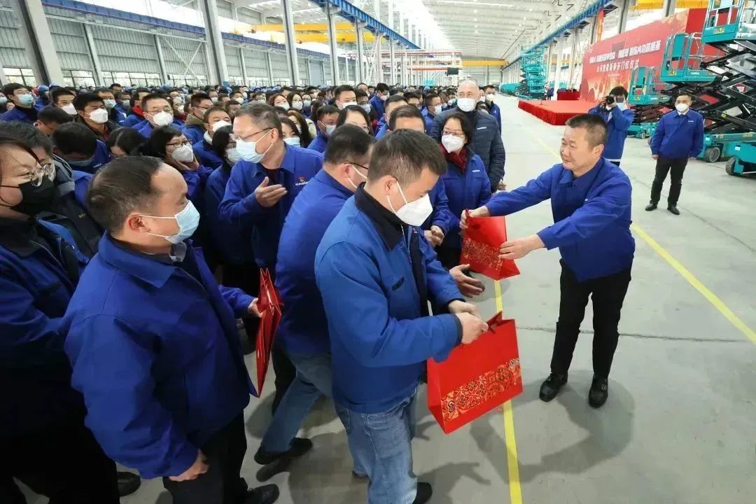 莫道君行早，更有早行人！SG胜游智能癸卯兔年开工大吉