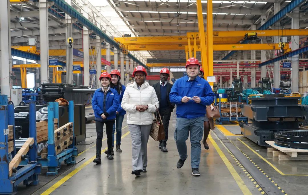 乌干达驻华大使到访SG胜游智能