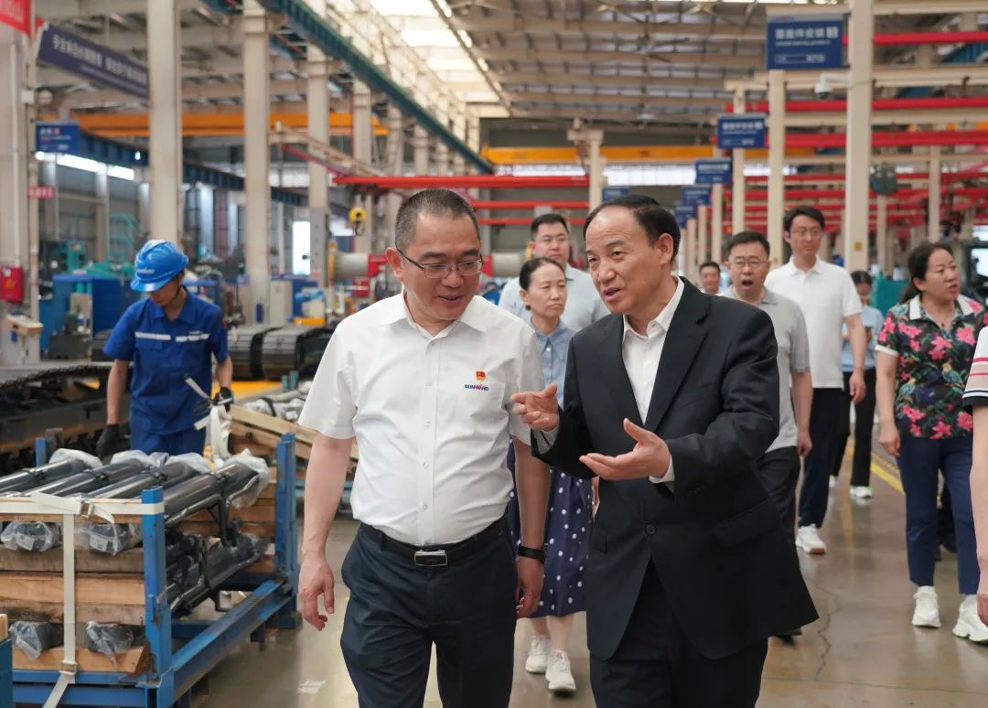 太原市政协主席操学诚调研SG胜游智能