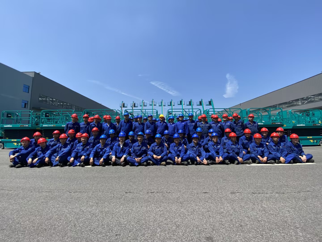 长沙市召开庆祝“五一”国际劳动节大会，SG胜游智能1个人1集体获表彰！