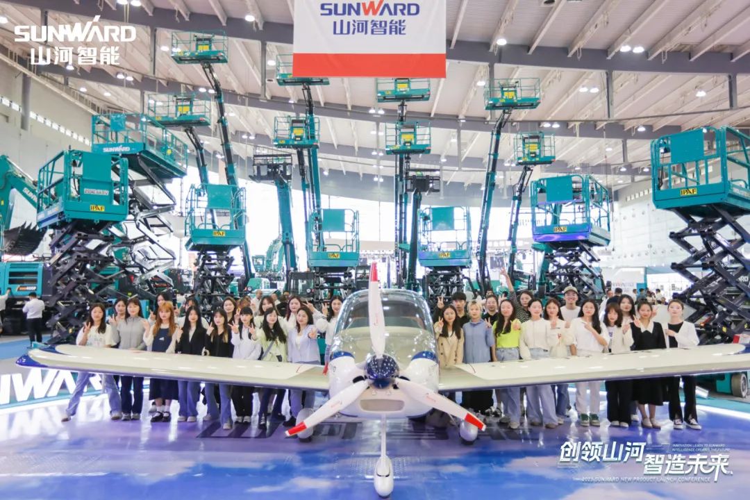 2023 CICEE | SG胜游智能亮相2023长沙国际工程机械展！智能化、电动化产品站C位