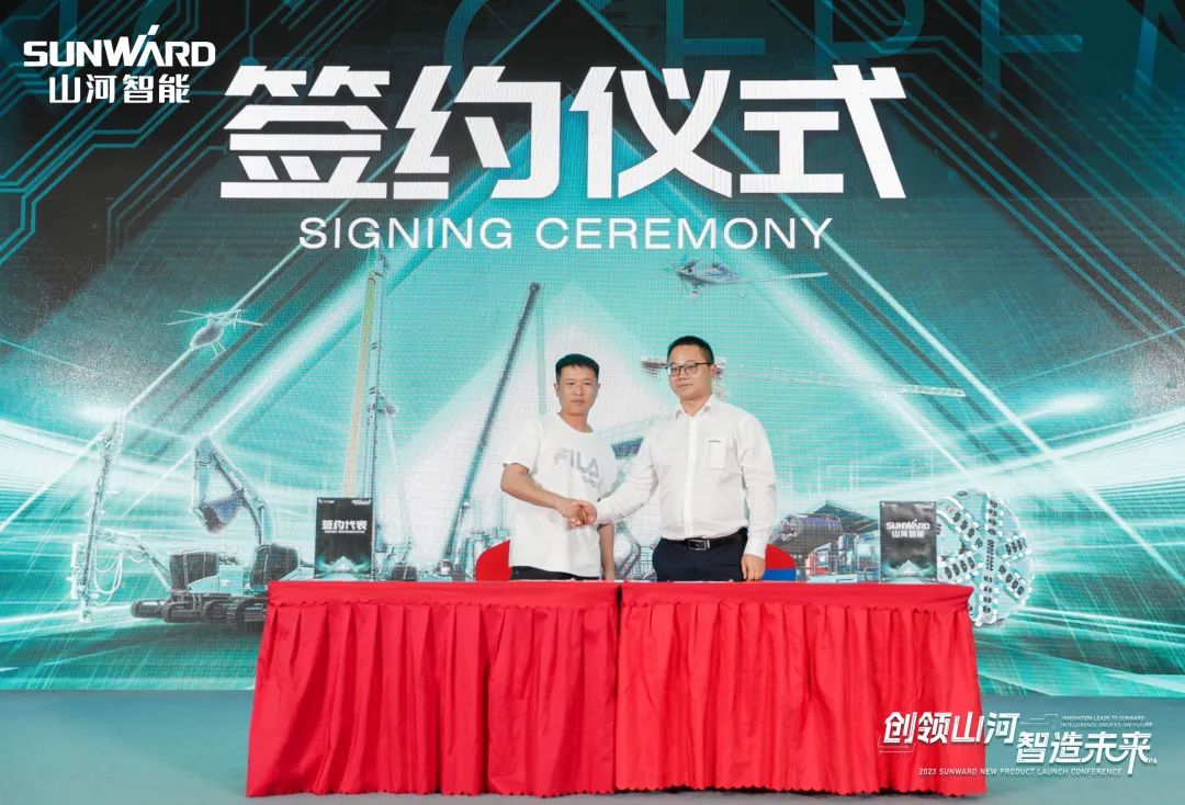 聚焦电动化、智能化！SG胜游智能全系列高空机械产品亮相长沙展