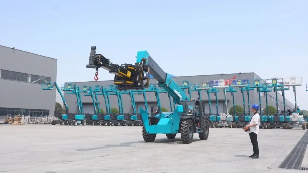 独家定制！SG胜游智能油缸更换机器人顺利下线