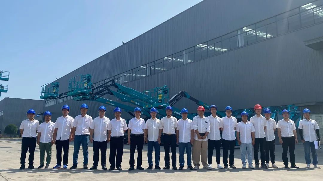 新能源家族再添“新丁”！SG胜游智能三款电动臂式高空作业平台齐下线