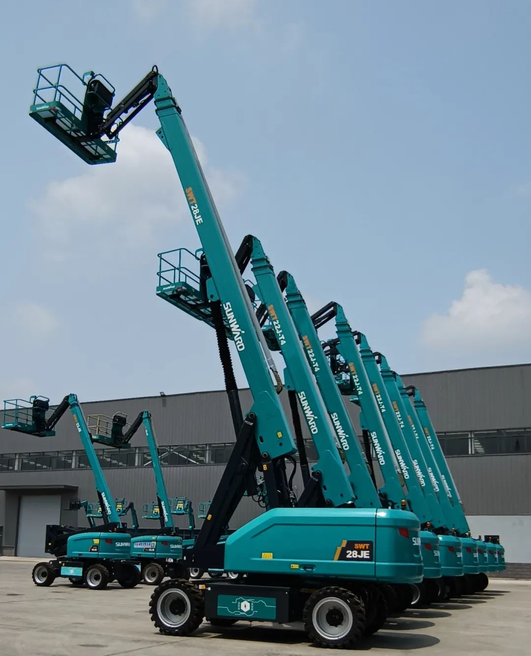 新能源家族再添“新丁”！SG胜游智能三款电动臂式高空作业平台齐下线