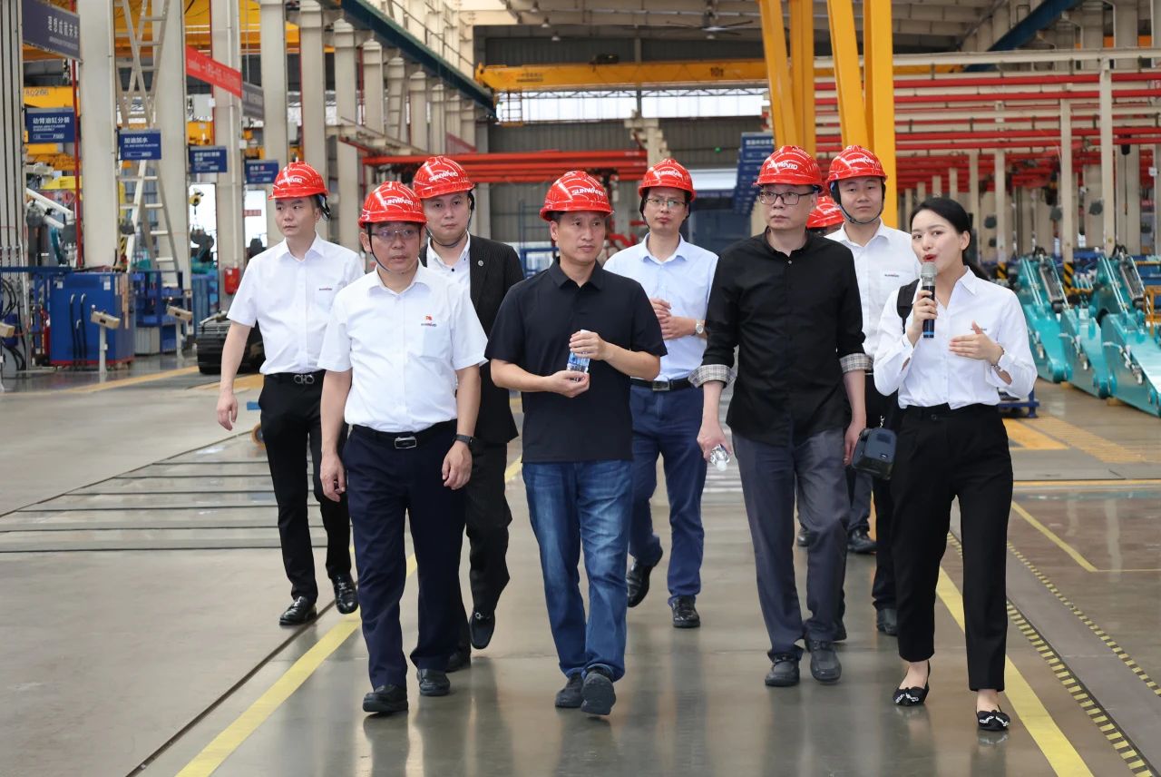 永青科技集团董事长胡晓东带队到访SG胜游智能