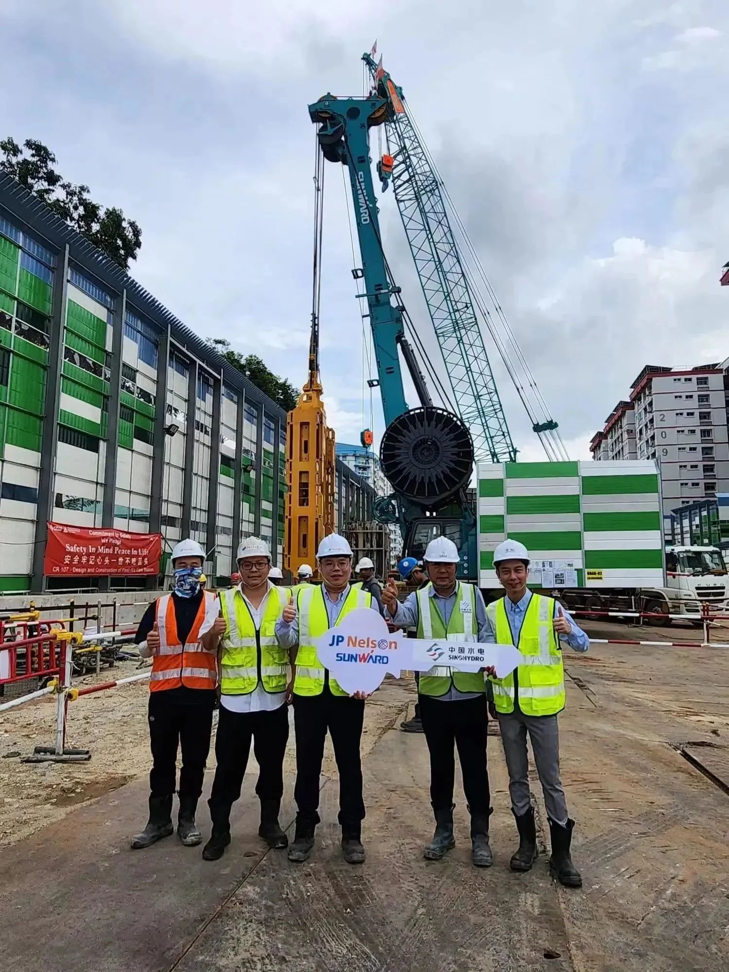 助力国内国际重大工程！SG胜游智能液压抓斗实力“出圈”