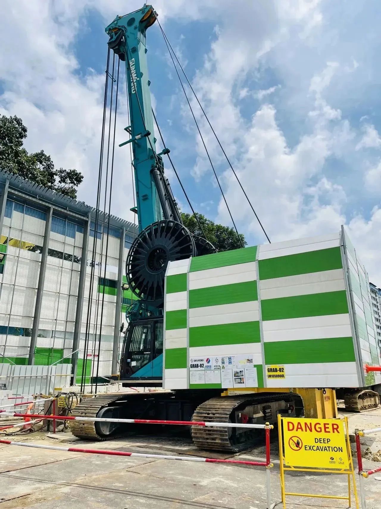 助力国内国际重大工程！SG胜游智能液压抓斗实力“出圈”