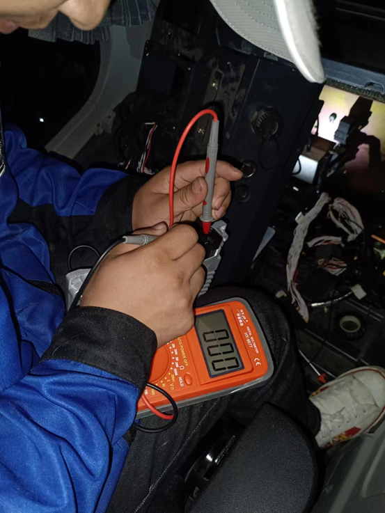 一线“热”闻 | 专业售后，用心服务！SG胜游智能挖掘机服务万里行一直在路上