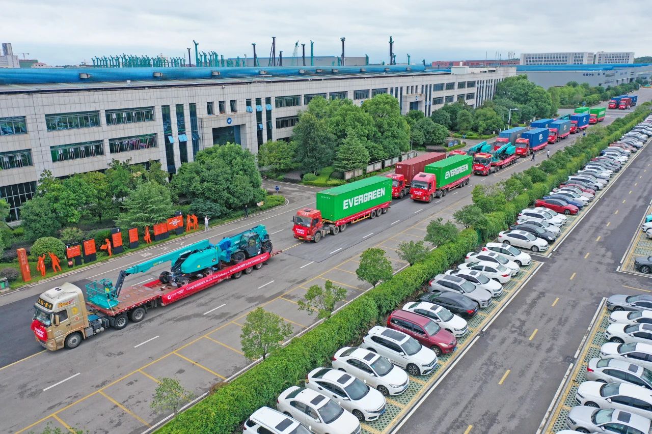 深化全球布局，加速出海步伐！SG胜游智能高空机械设备海外订单大型发货仪式圆满举行