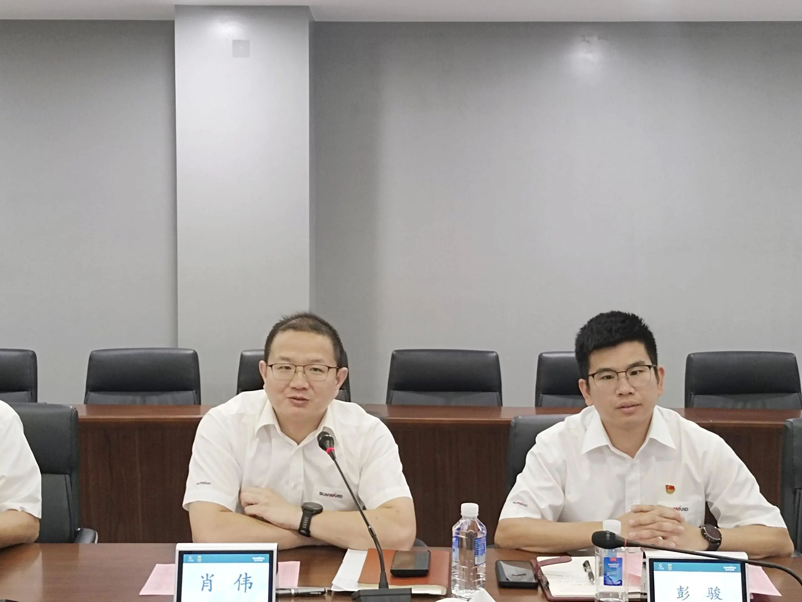 畅谈心声，共话未来！这场应届毕业生员工座谈会，很暖，很贴心！