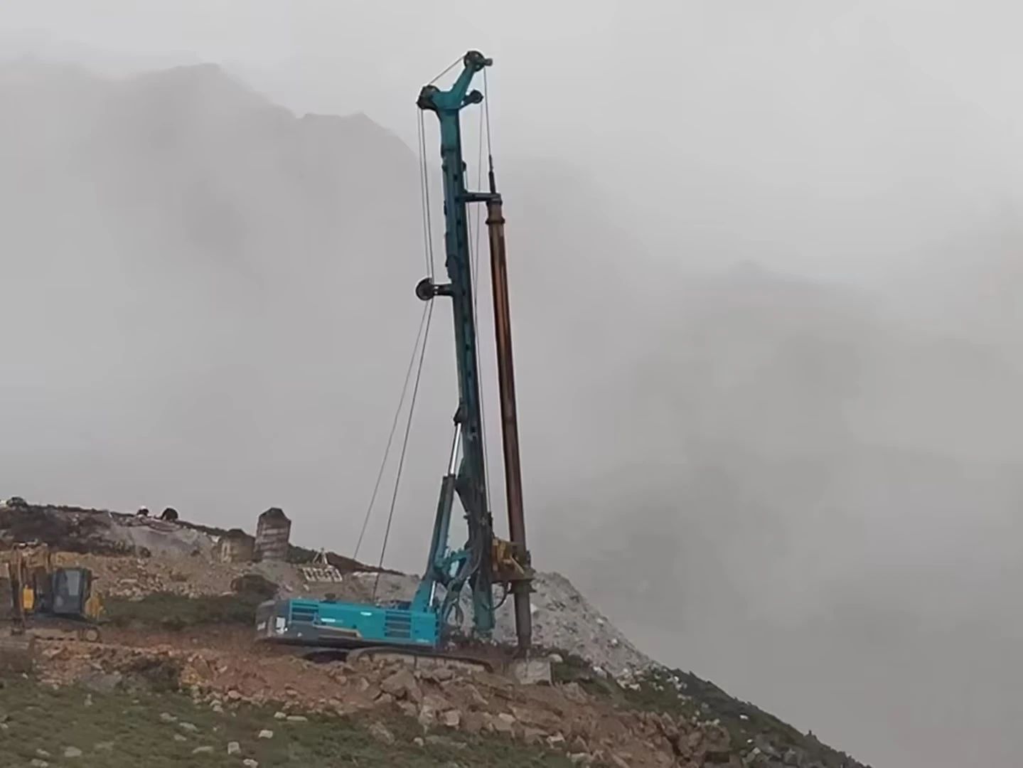 助力世界最高海拔特高压直流输电工程，SG胜游智能旋挖钻机展现硬核实力