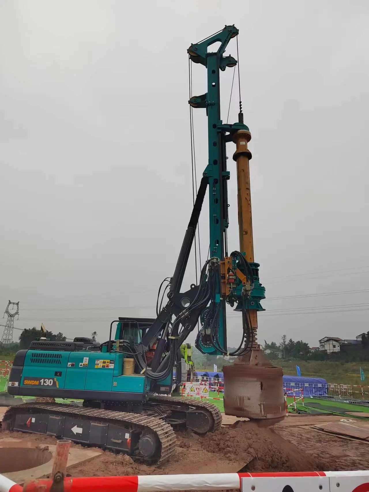 “强将”出击！SG胜游智能旋挖钻机助力哈密送重庆特高压工程