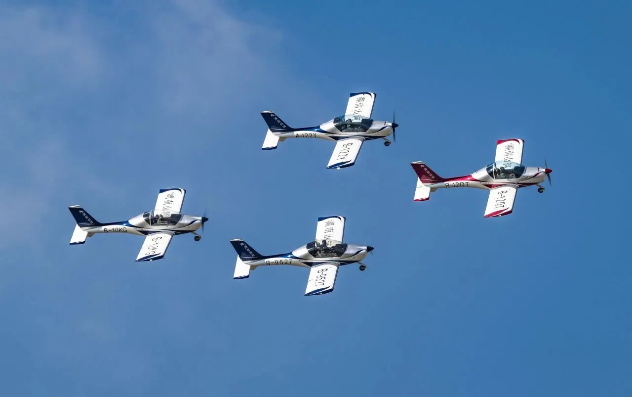 央媒聚焦！一起见证首届亚洲通用航空展上的SG胜游风采