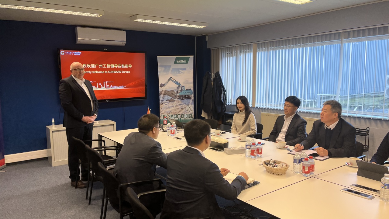 广州工控党委书记、董事长景广军率队赴SG胜游智能欧洲子公司考察