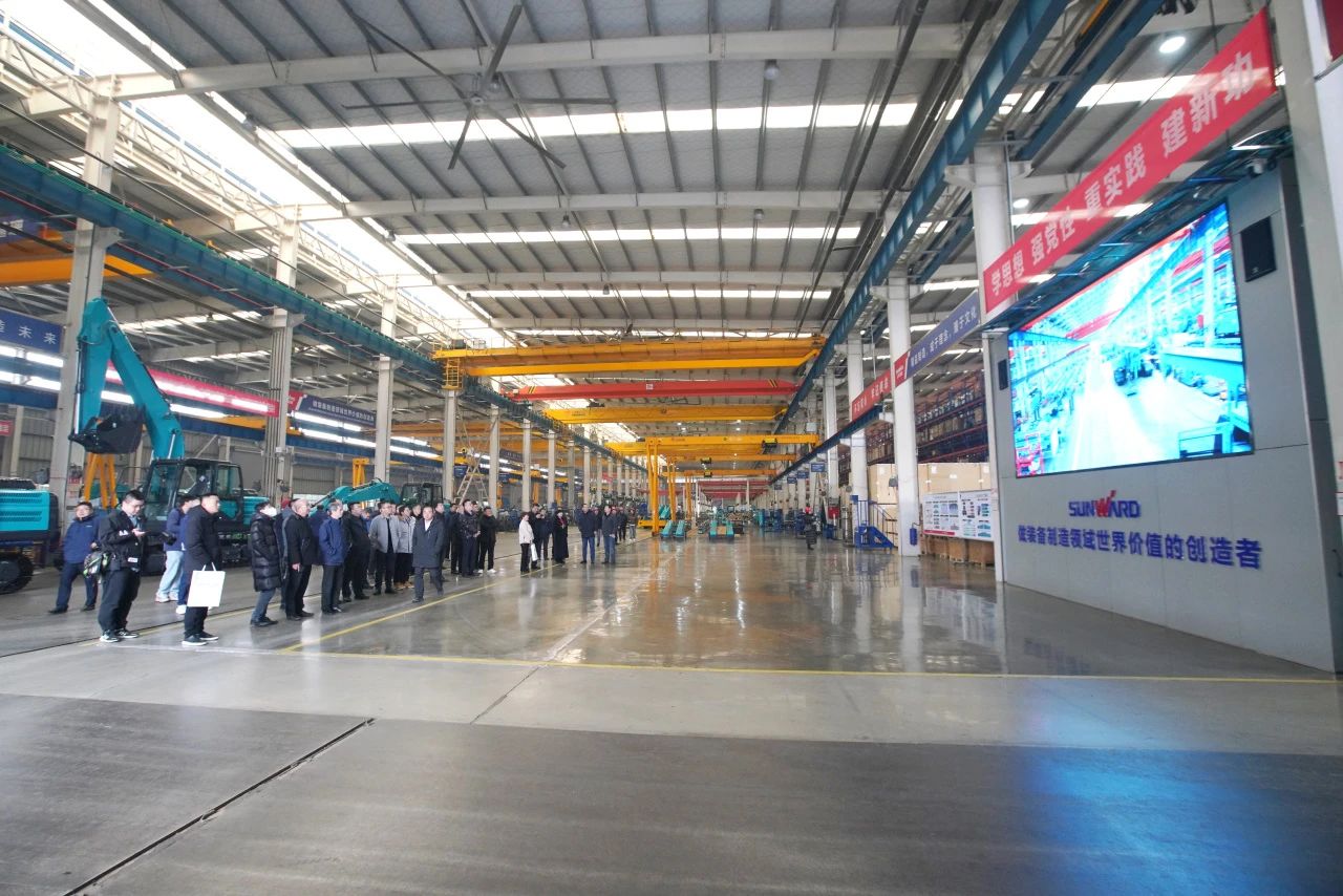 启新程，向未来！SG胜游矿岩揭牌庆典暨新春发货仪式圆满举行