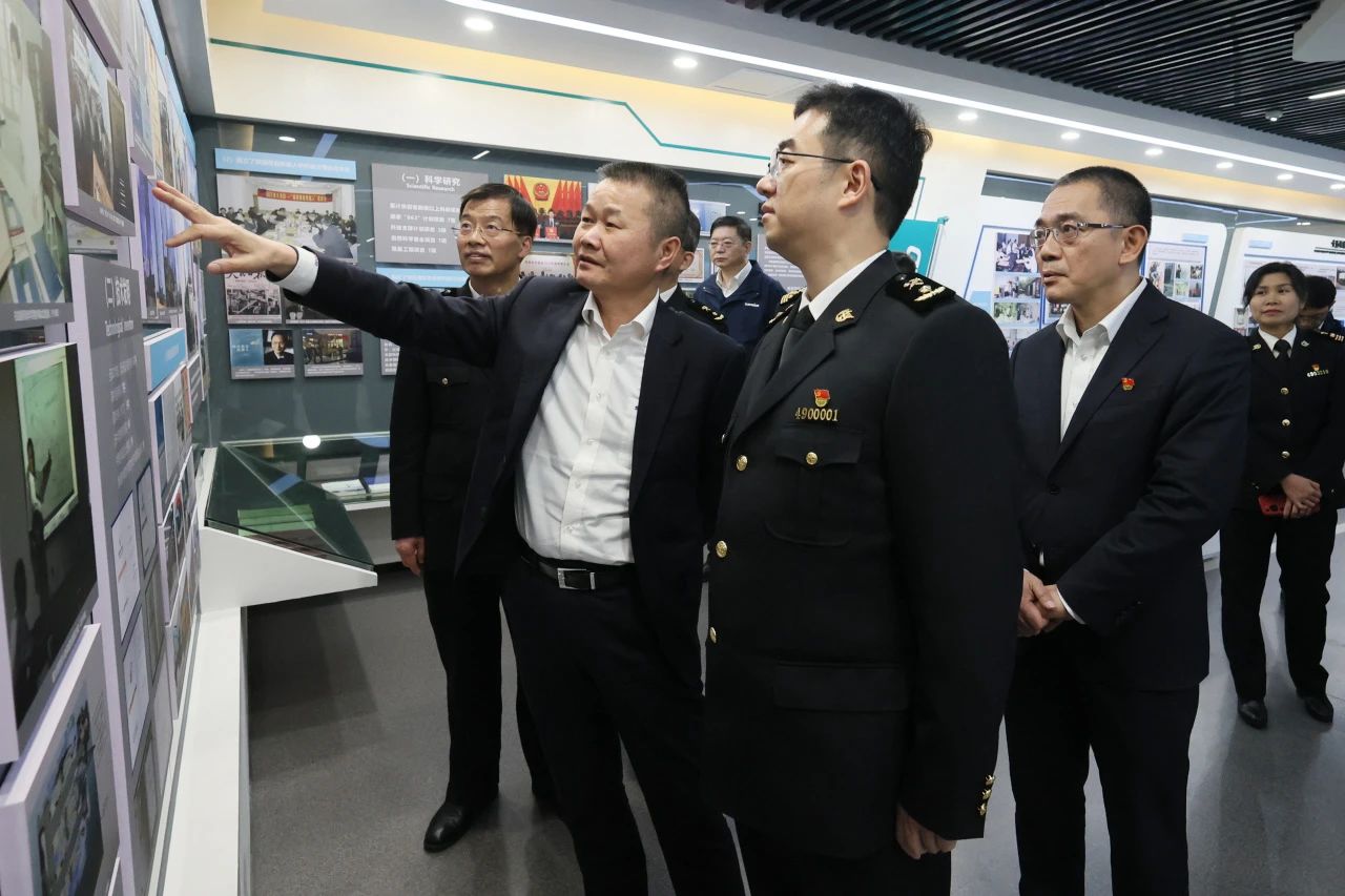 长沙海关党委书记、关长沈大为调研SG胜游智能
