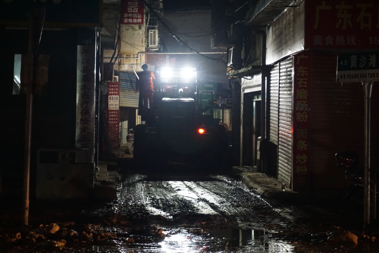 驰援湖南平江抗洪抢险，共克时艰显担当