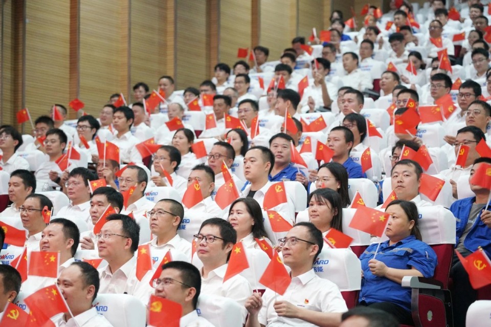 SG胜游智能组织集中收看纪念中国人民抗日战争暨世界反法西斯战争胜利80周年大会